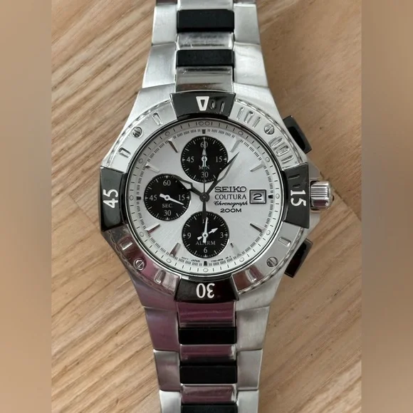 Seiko Coutura Chronograph Rare Vintage Men’s Watch 200M Stainless Bracelet Dial